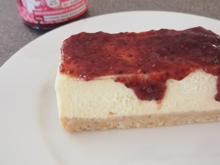 Keto low carb sugar free jelly cheesecake